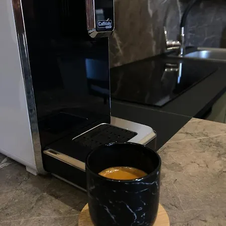 Urban Deluxe
