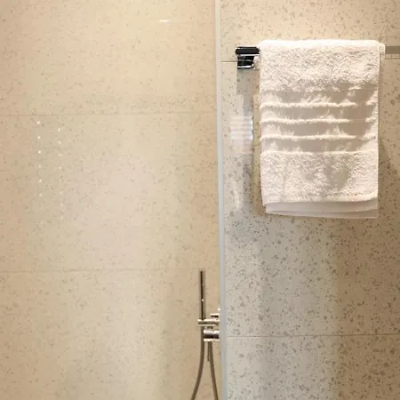 Apartamento Urban Deluxe Tirana