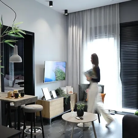 Urban Deluxe * Tirana