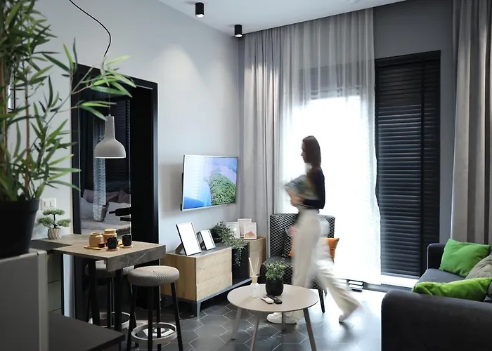 Urban Deluxe * Tirana